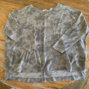 SIX FIFTY gray rayon.spand knit vented top